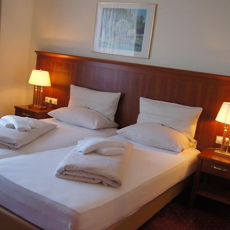 Hotel Hanseatischer Hof لوبيك المظهر الخارجي الصورة