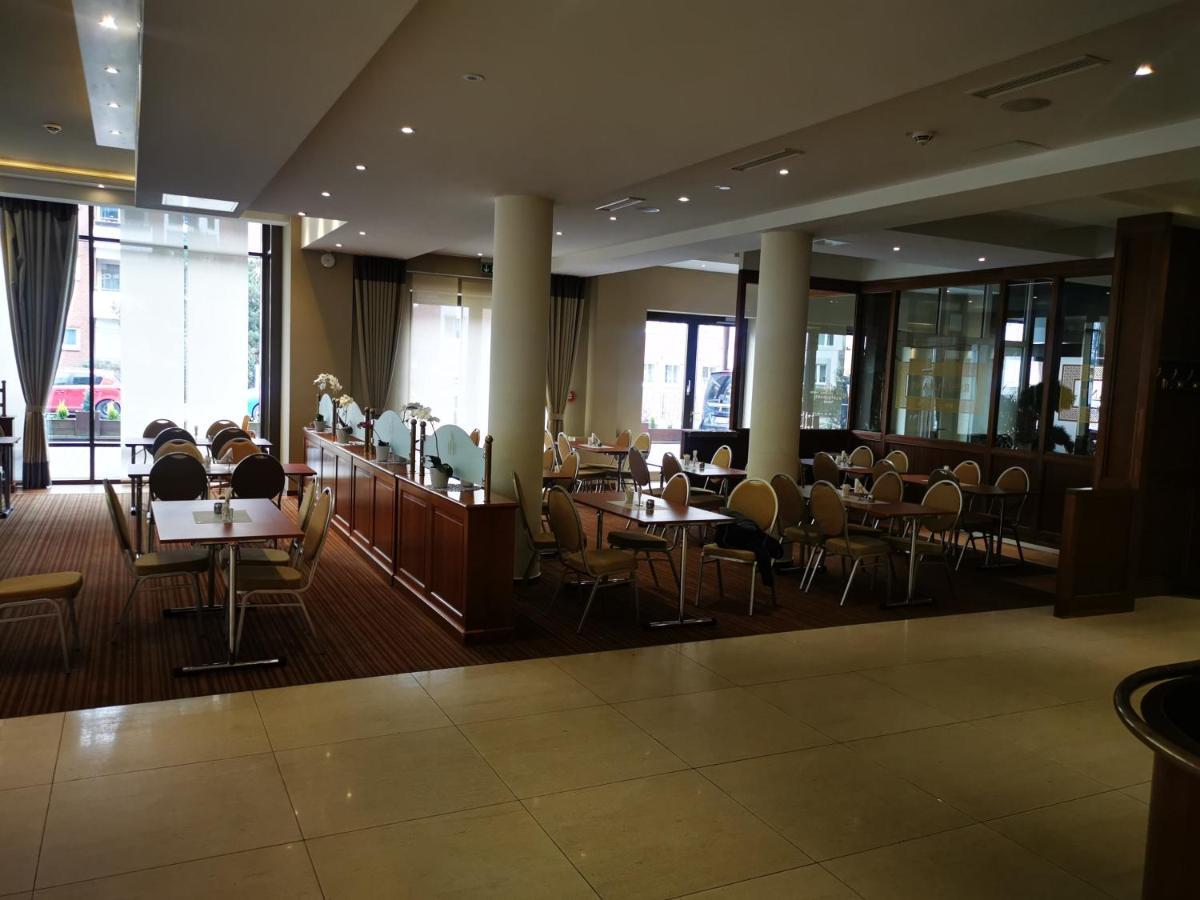Hotel Hanseatischer Hof لوبيك المظهر الخارجي الصورة