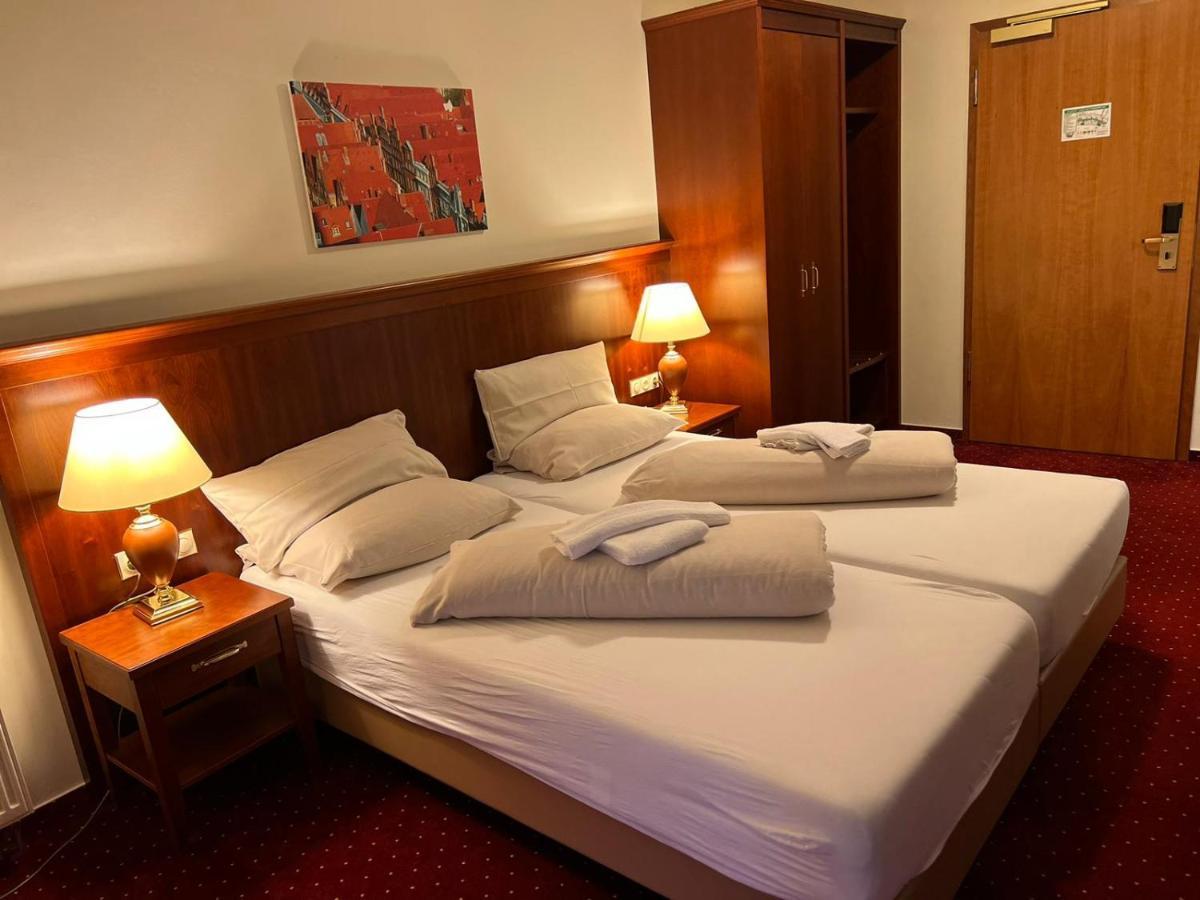 Hotel Hanseatischer Hof لوبيك المظهر الخارجي الصورة