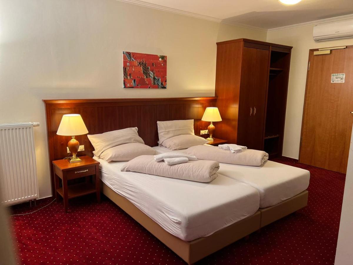 Hotel Hanseatischer Hof لوبيك المظهر الخارجي الصورة